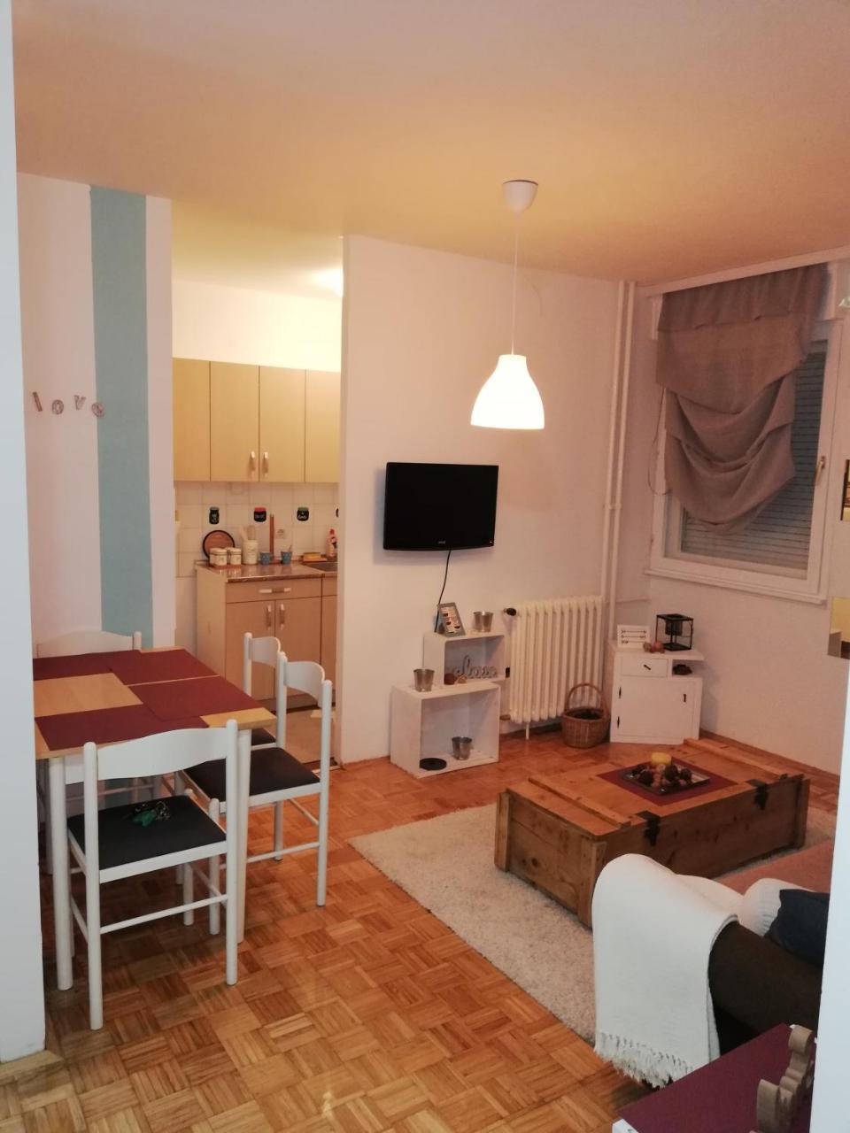 Ada Milipe Apartment Belgrade Luaran gambar